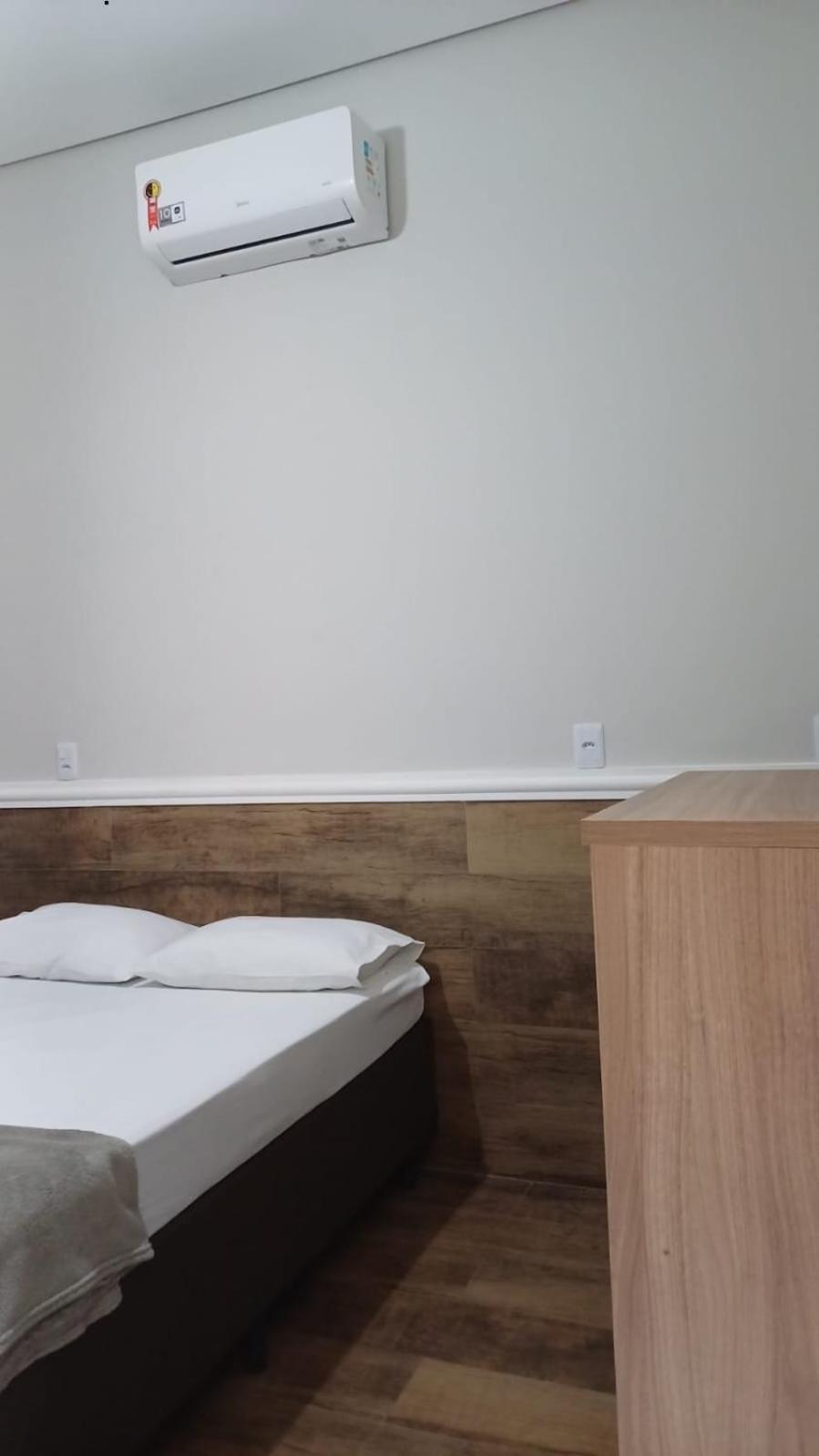 Hotel Nixon Proximo, Rodoviaria, Prefeitura E A Matriz Central Itaí Kültér fotó