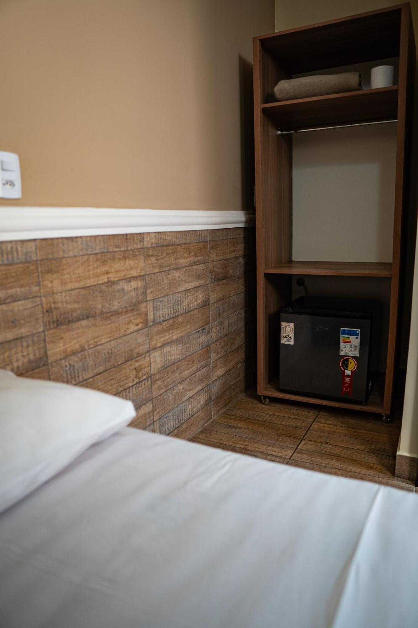 Hotel Nixon Proximo, Rodoviaria, Prefeitura E A Matriz Central Itaí Kültér fotó